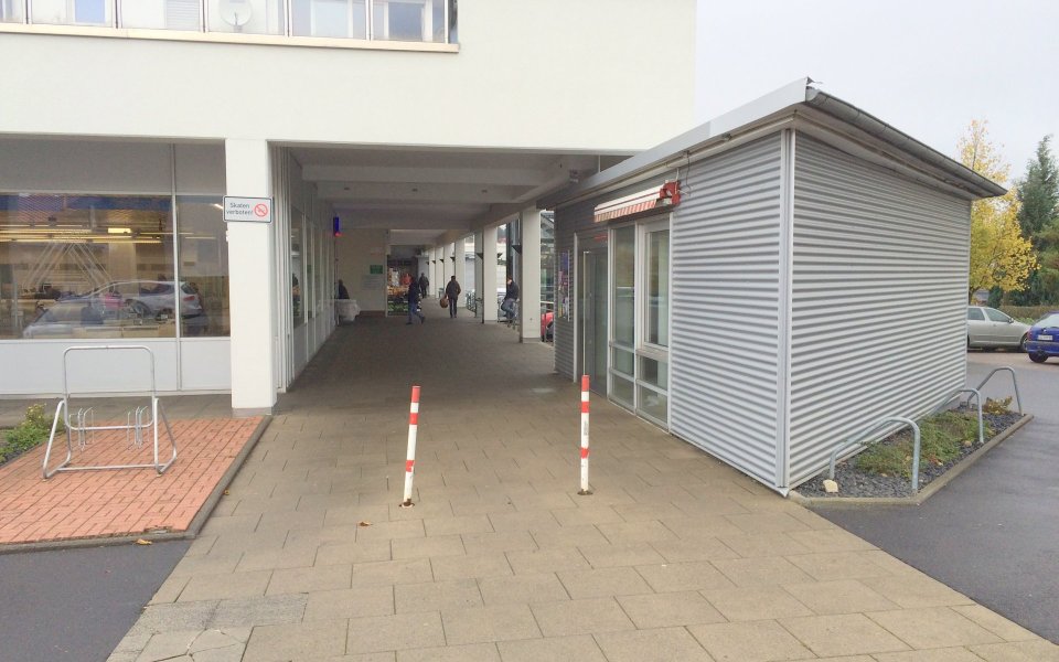 Imbiss von rechts