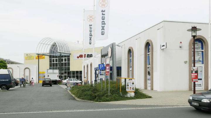 1100,00 m² - Gewerbefläche/Fitnessstudio in Senftenberg 
